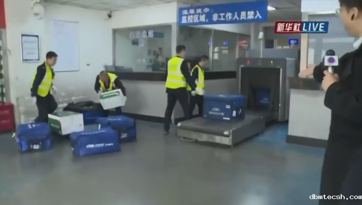 新华社记者直播探访秀博猪精高效物流